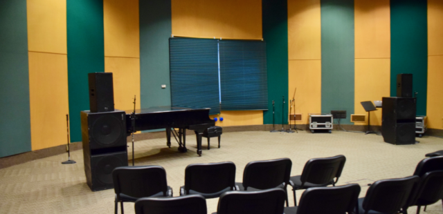 How Acoustic Panels Improve Sound Quality and Ambience in Public Spaces