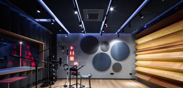Fibre Glass Wool Acoustic Panels Make Voiceover Rooms Soundproof and Studio Ready