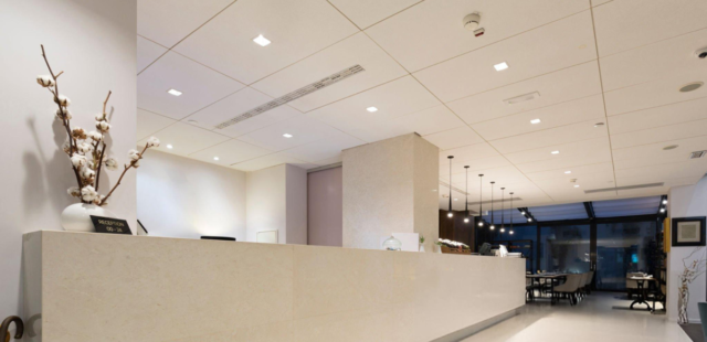 The Role of Mineral Fibre Ceiling Tiles in Hotel Acoustics & Ambience